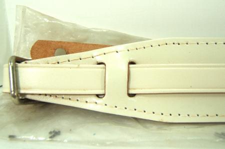 1960's WHITE LEATHER GUITAR STRAP 
