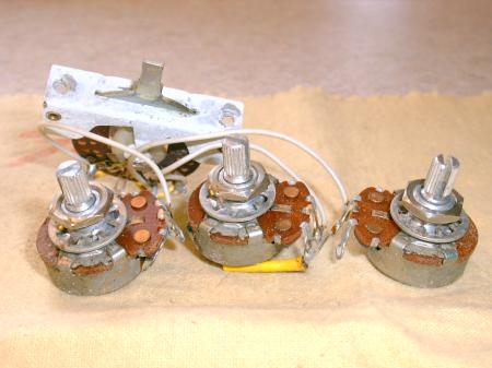 1969 ORIG FENDER STRATOCASTER POTS & 3-WAY SWITCH