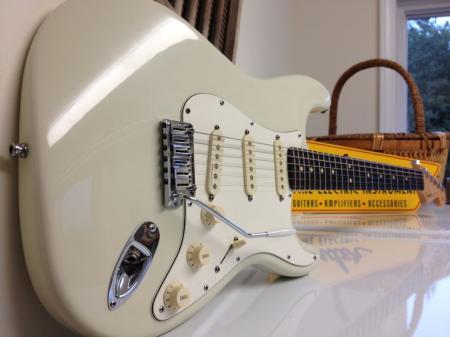 2004 Jeff Beck USA Custom Shop Fender Strat Arctic White