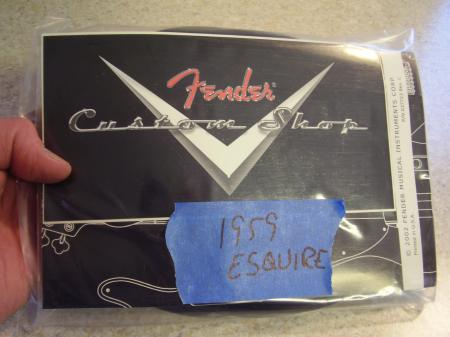 1959 ESQUIRE RELIC UNOPENED CASE CANDY