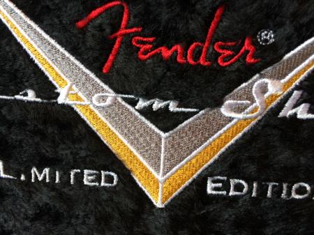NAMM FENDER Deluxe Limited Edition Black Tolex Custom Shop Case & Case Candy