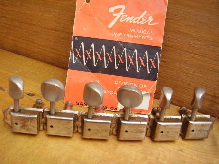 1957 ORIG EXCELLENT SHAPE FENDER STRAT TUNERS